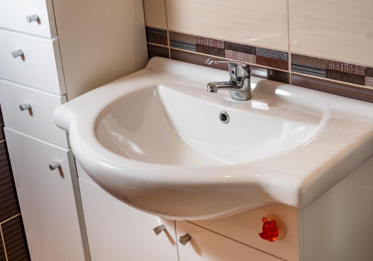 Apartments Tolic Baška Voda المظهر الخارجي الصورة